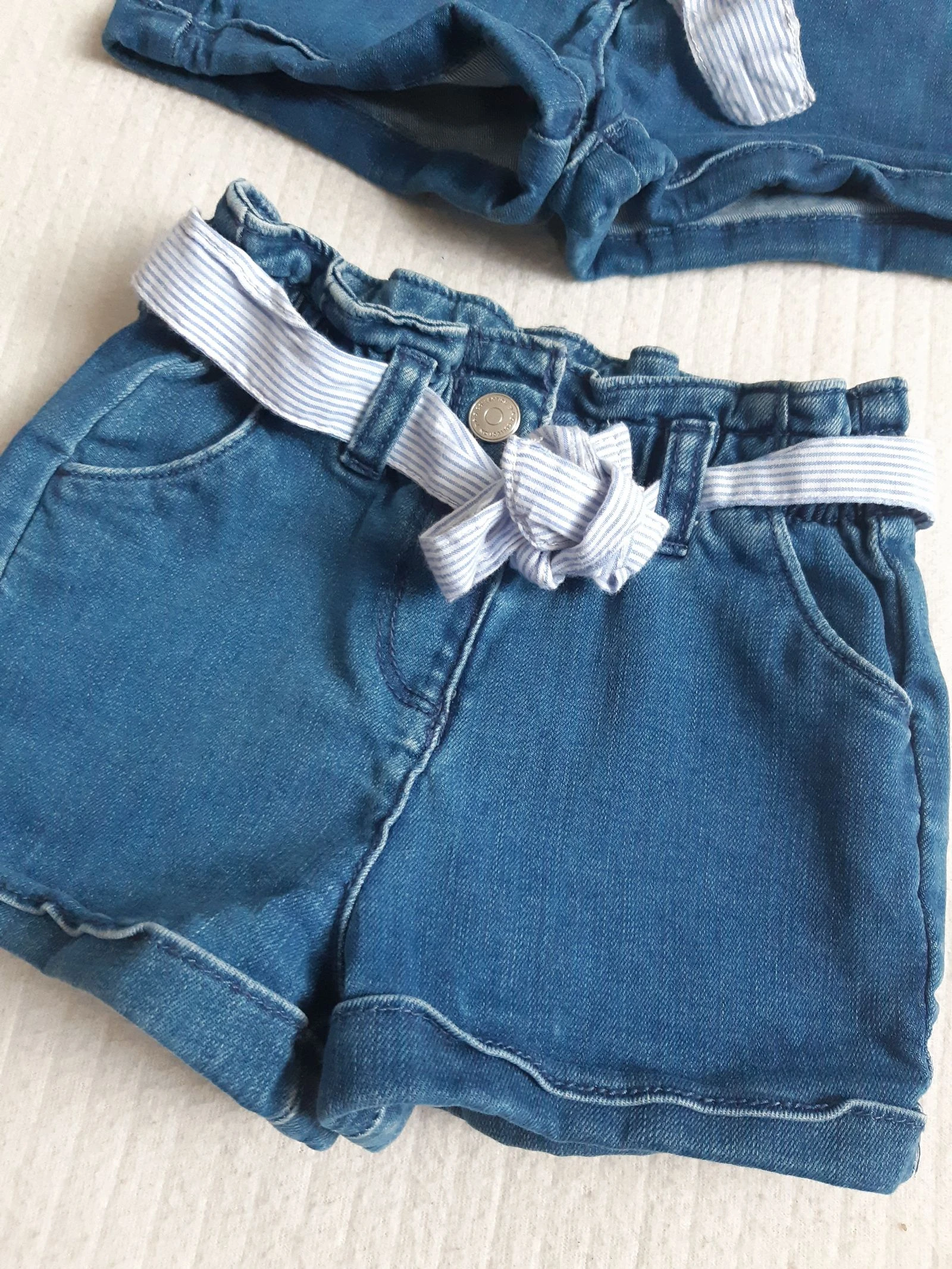 Lot of 2 Tape à l'oeil denim shorts 18 months – photo 2